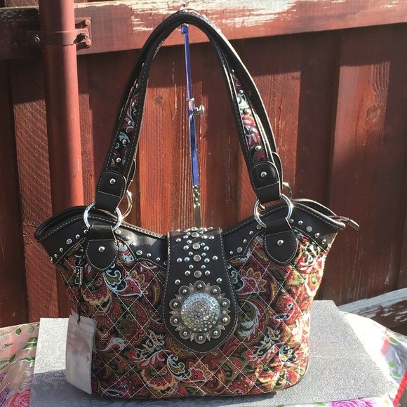 Montana West Handbags - Montana West Paisley Quilted Handbag